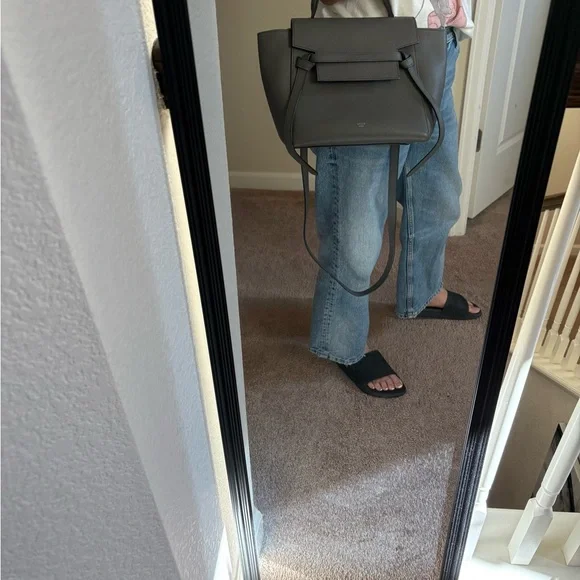 Elegant Gray Women's Handbag - Picture 3 of 13